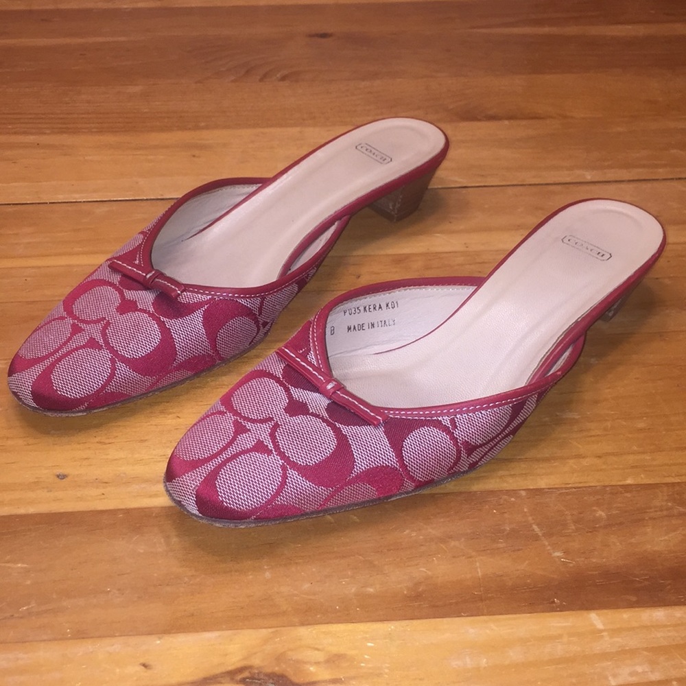 Coach Kera Shoes Size 7 1/2B in Signature Red